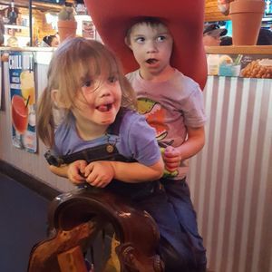 Meet your Posher, Jennifer